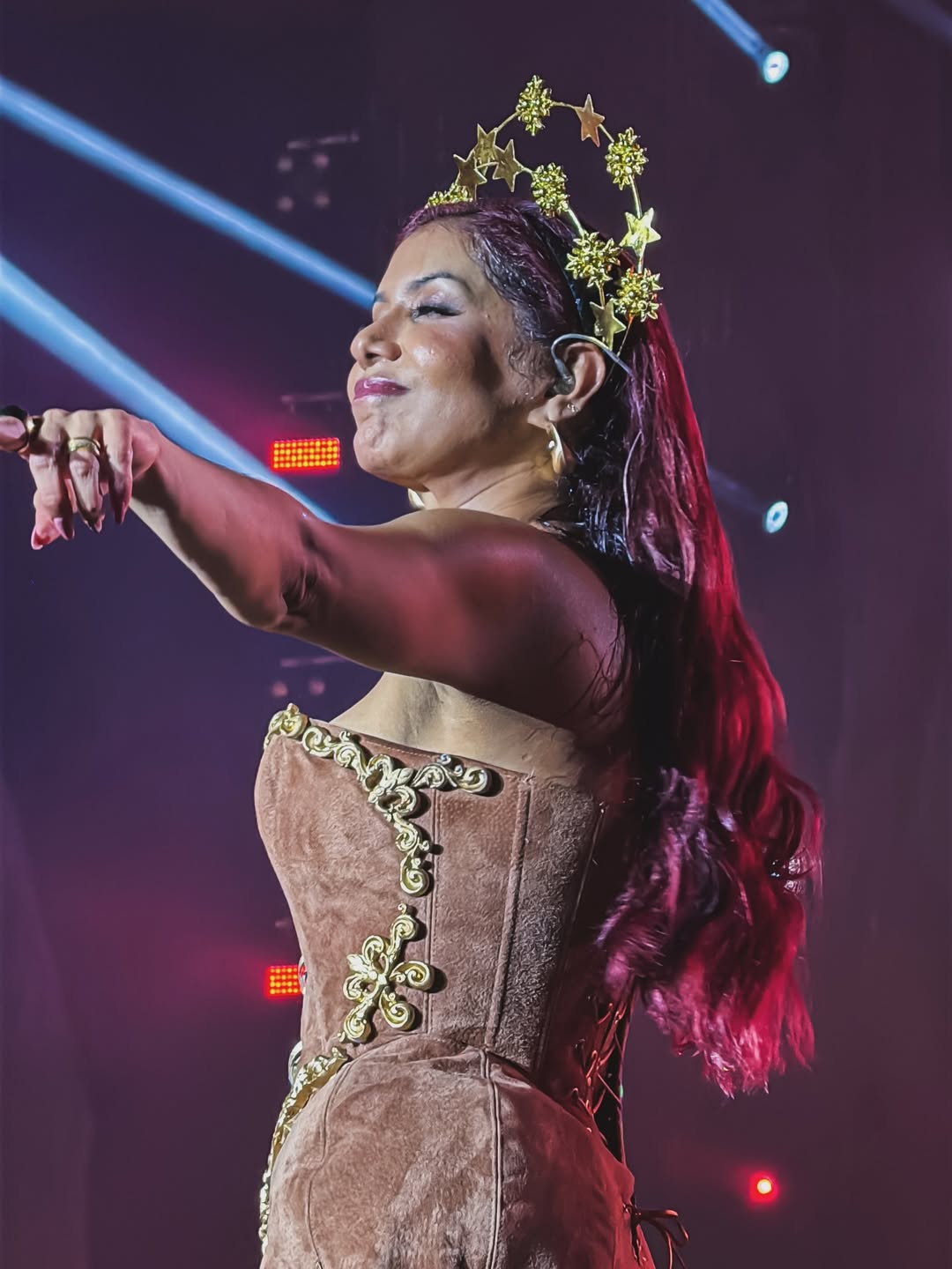 [SÃOJOÃO2025_] Tem fã da Priscila Senna aqui __ @celopontess #SãoJoãoDeCaruaru2025 #PriscilaS